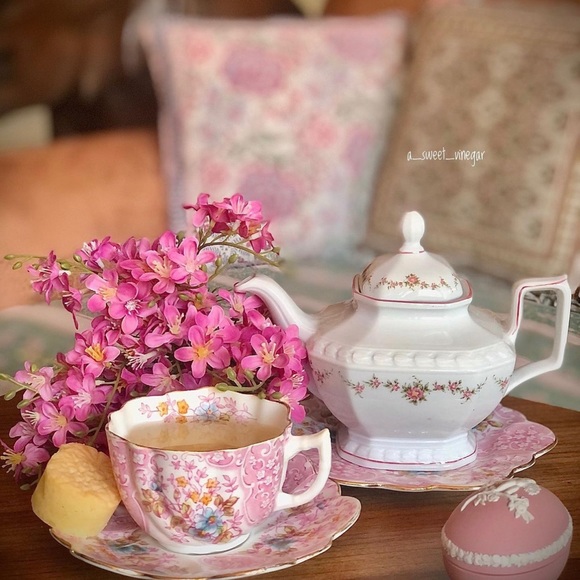 🫖☕️ Cream Pitcher - Picture 9 of 9